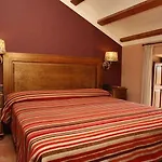 ゲストハウス Con Encanto La Facana 4*