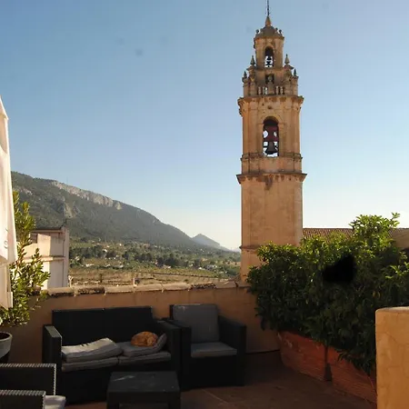 Con Encanto La Façana