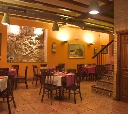 Pensión Con Encanto La Façana Biar